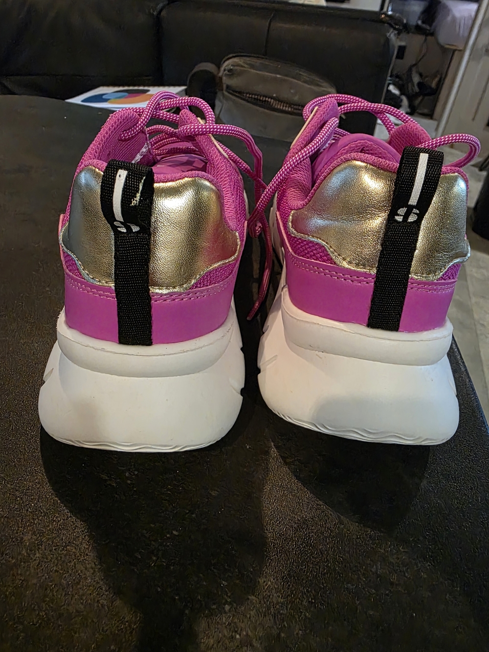 Womens Sports Illustrated Memory Foam Sneakers 8 View 5